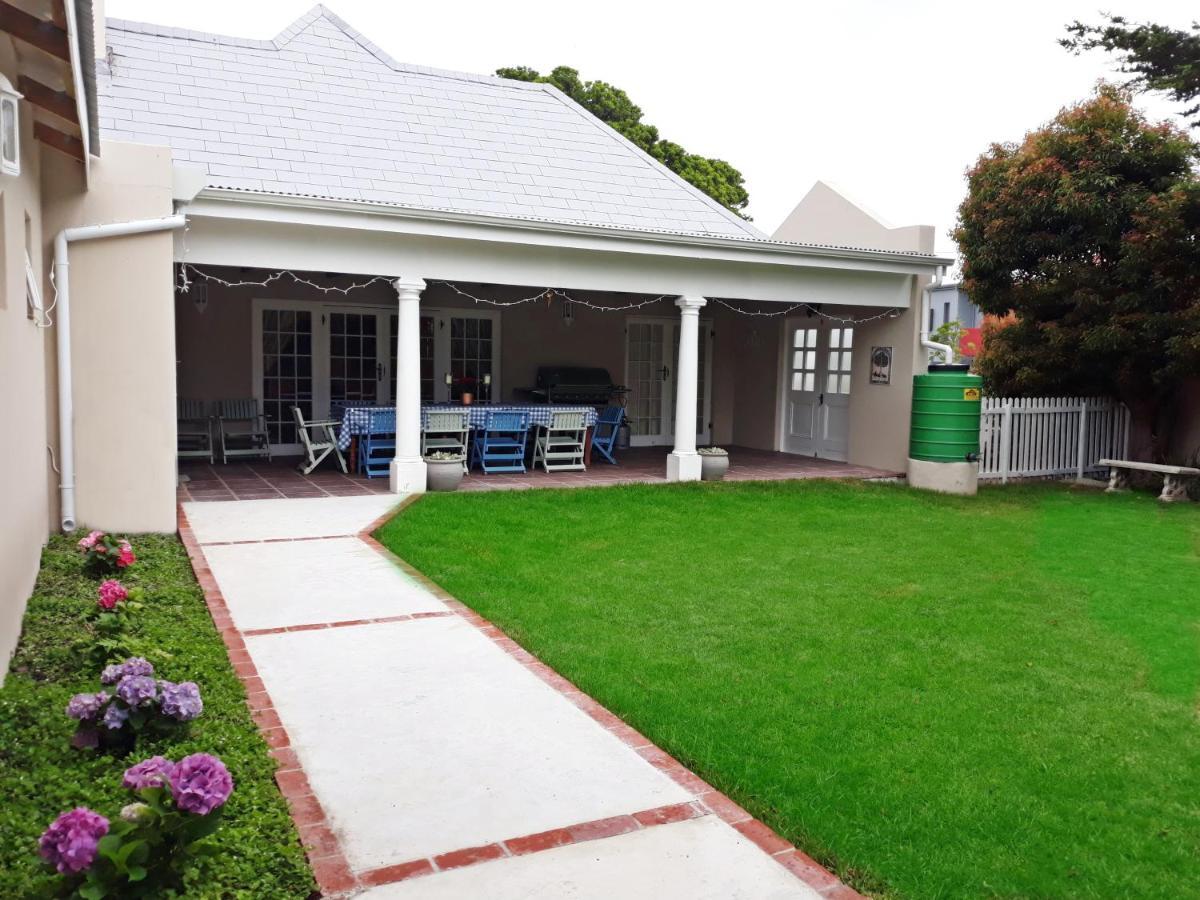 Summer House Hermanus Exterior photo