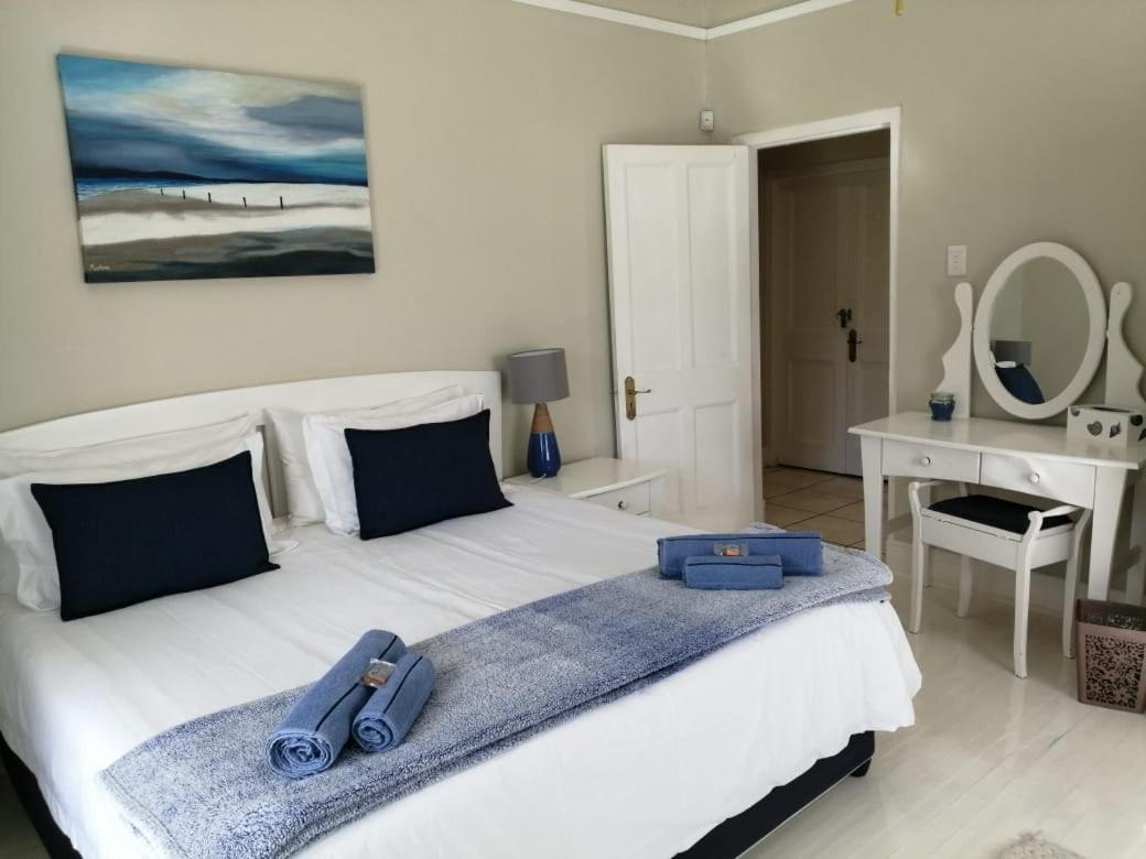 Summer House Hermanus Exterior photo
